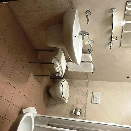 雷高尔夫酒店 3* 蒙卡列里