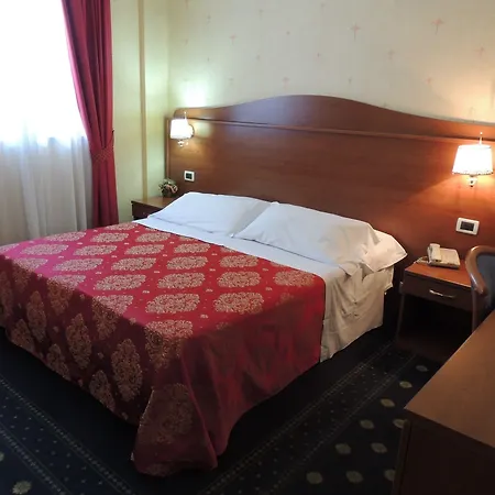 Hotel Rigolfo 3*