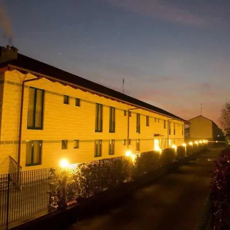 雷高尔夫酒店 蒙卡列里