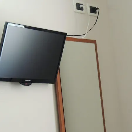 Rigolfo فندق مونْكالييري