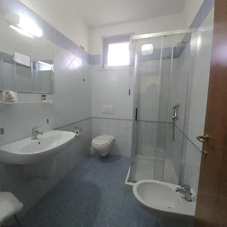 雷高尔夫酒店 酒店 蒙卡列里