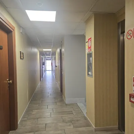 酒店 雷高尔夫酒店 蒙卡列里